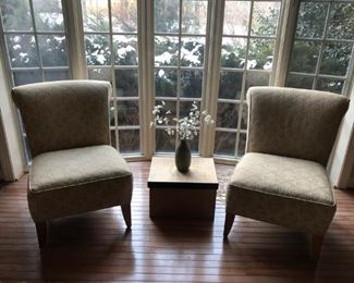 Set of 2 taupe chairs