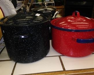 Large cook pots