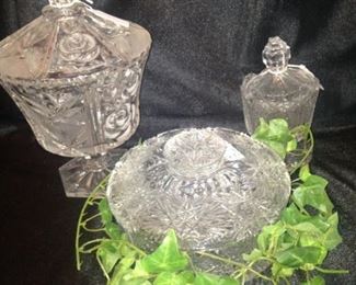 Lidded  glass bowls
