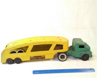vintage toy structo Auto haulaway trailer and truck