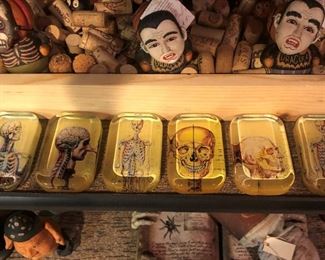 Halloween Decor: Bethany Lowe Designs and Ragon House