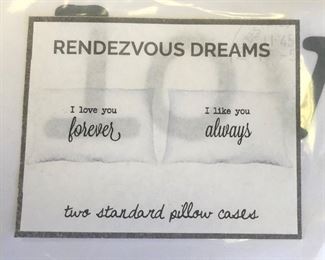 Rendezvous Dreams Pillow Cases: I Love You Forever/I Like You Always