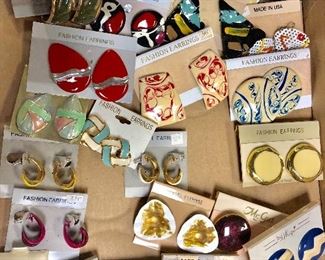 Thousands of deadstock earrings 