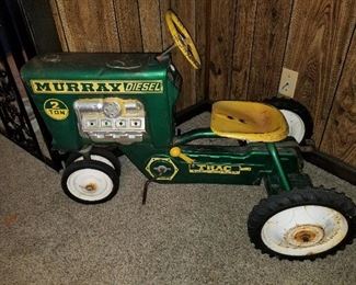 Murray Diesel Pedal 2 Ton Tractor