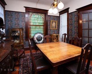 Antique Victorian Square Oak table with five leaves