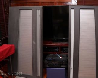 Audio Speakers by Apoge Acoustics Inc. Scintilla