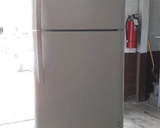 Kenmore Refrigerator Model 253.68882014