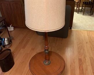 Table Stand with Lamp