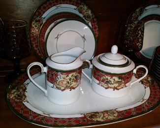 A closer look at a few pieces of the 'Royal Hunt' china