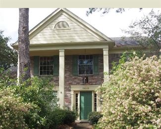 LARGE Lovely 2 Story Home full of treasures!