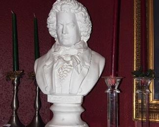 LOTS pretty candlesticks