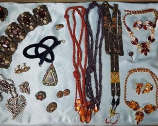 Jewlery Deco Etc Case