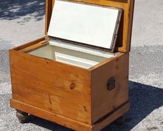 Furniture Antique Ice Chest
