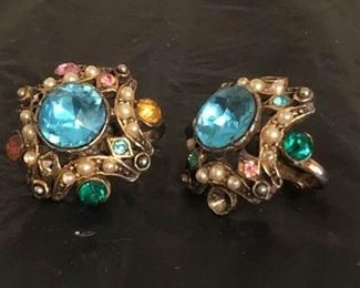 Earrings VIII