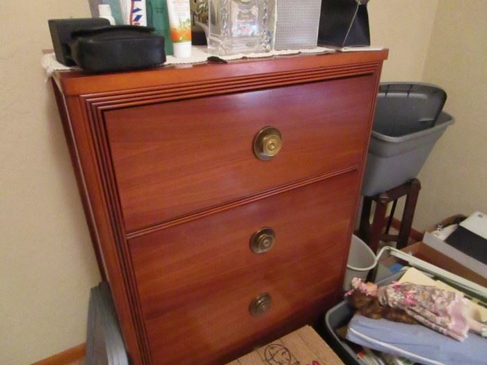 MID CENTURY CHEST OF DRAWERS