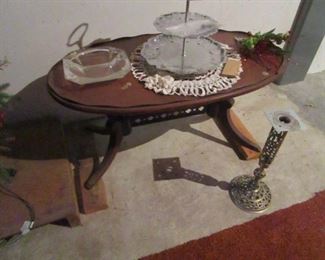 VINTAGE COFFEE TABLE