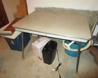 MCM FORMICA TABLE WITH LEAF