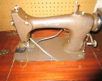 1946 NATIONAL SEWING MACHINE (TESTED AND WORKS)