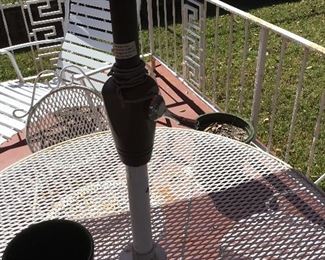 Patio outside den - vintage metal patio table with 4 chairs and umbrella