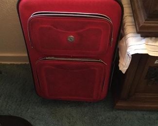 Red suitcase set of 3