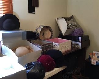 Lots of great hats, hat boxes, lots of brand names & colors