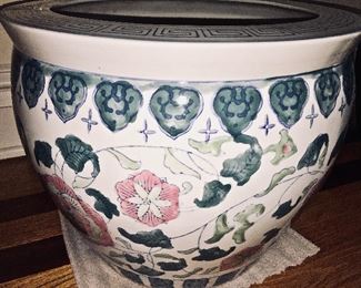  A Chinese Plant Pot: Diameter 30 x 11.5 inches. 