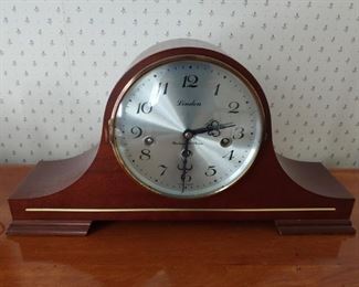 Linden Mantle Clock