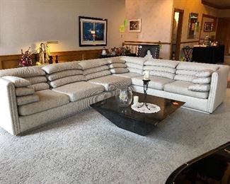 Modern sectional sofa