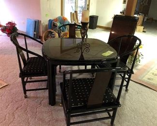 Henredon table, 4 chairs