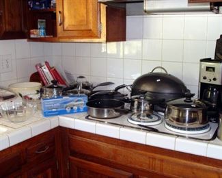 Kitchen, Pots and Pans, Turkey Roaster, Lean Mean Grilling Machine, George Foreman Grill, Coffee Maker, Skillets, Electric Knife, Cook Books, Canisters