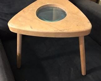 magnifier stool