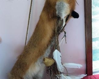 Red Fox quiver with arrows
