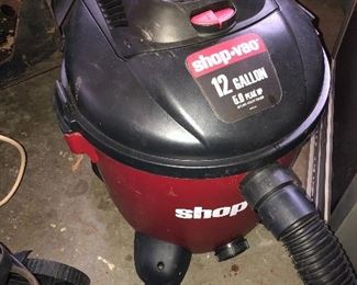 12 Gallon shop vac