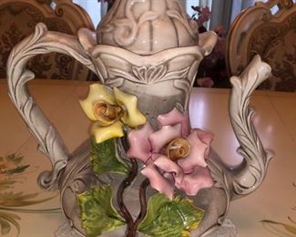 More Capodimonte treasures......