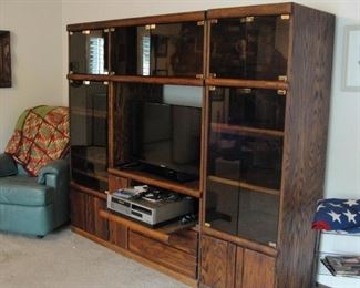 2 pcs Entertainment Center 56.5" wide x 21" deep, 21.5" wide 21" deep