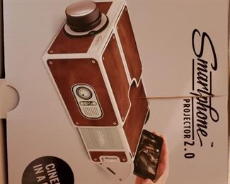 Smart phone projector