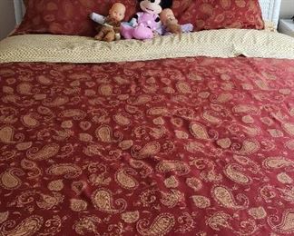 white wicker headboard, comforter set