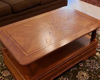 Vineyard oak coffee table, rug