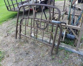 metal bed
