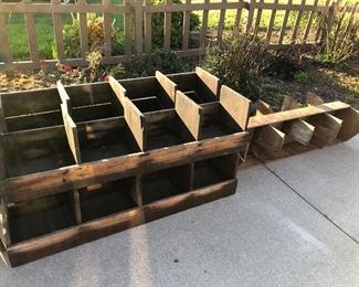 Nesting boxes