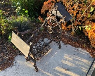 sewing table (broken)