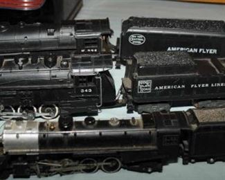 [2] AMERICAN FLYER TOY TRAINS & [1] UNIDENTIFIED HO ENGINE AND TENDER 