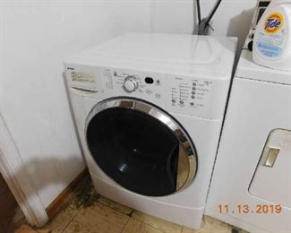 Nice front load washer.