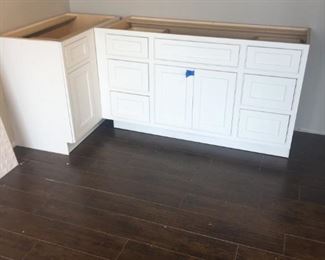 WHITE VANITY 61" W x 35" H x 21" D CORNER UNIT 36" W x 35" H x 21" D