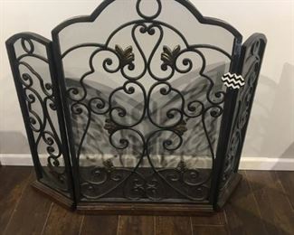 ORNATE FIREPLACE SCREEN