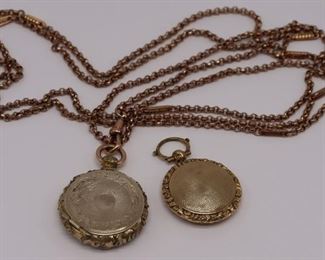 JEWELRY Vinaigrette Pendant Grouping with Chain