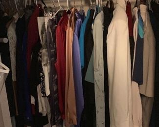 Large collection of women's clothing -large and plus sizes