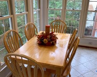 Lovely view of the breakfast nook