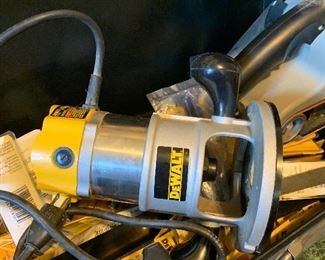 Dewalt router