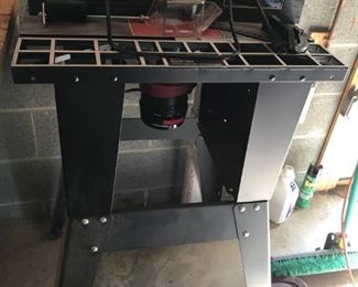 Craftsman Industrial Router Table w/Craftsman Router,